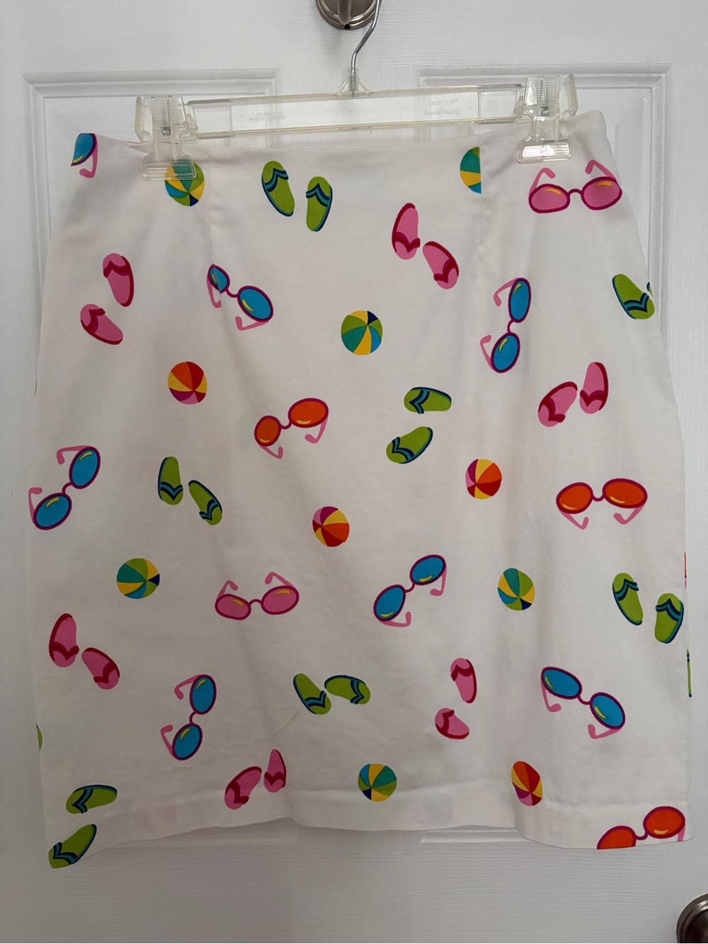 Briggs New York White A-Line Skirt with Pink, Blue, Green & Orange Print #0386